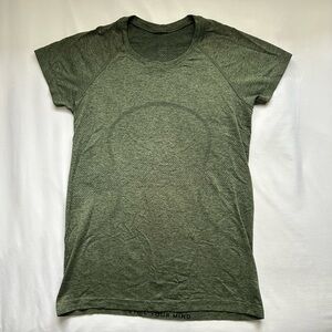 Lululemon Swiftly Tech Short-Sleeve Shirt 2.0